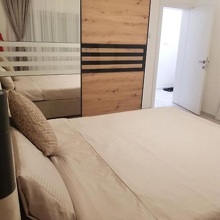 City Diamond Apartment Skopje Eksteriør bilde