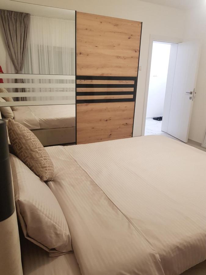 City Diamond Apartment Skopje Eksteriør bilde